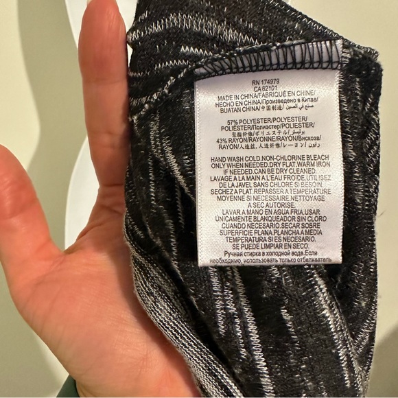 BCBGMaxAzria sleeveless faux Wrap around top, size medium, gray/black - Picture 2 of 16